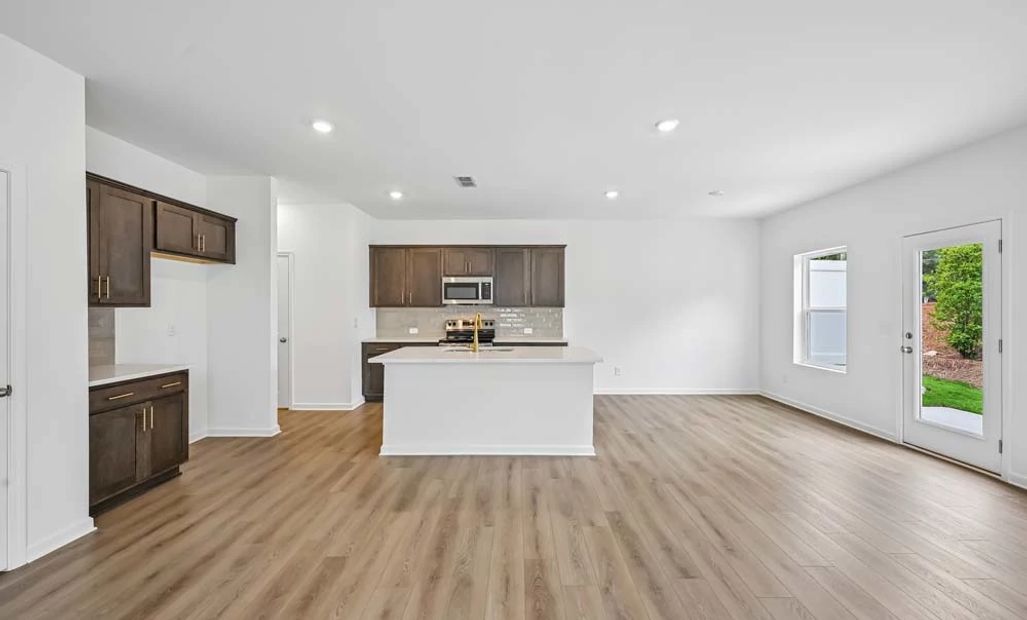 Kitchen & Breakfast Nook featuring Oxford Collection Finishes