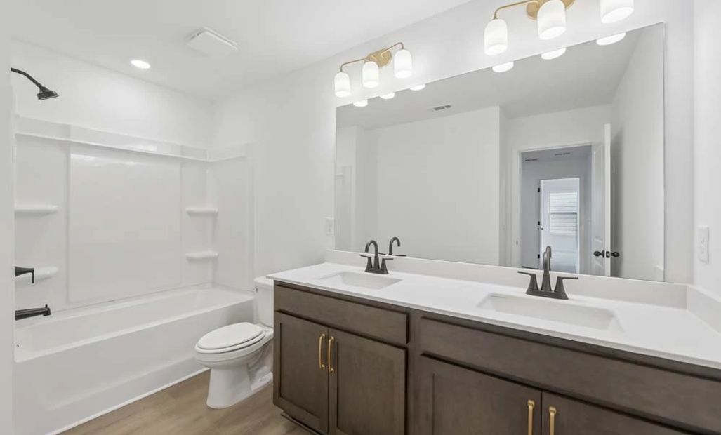 Bathroom Two featuring Oxford Collection Finishes