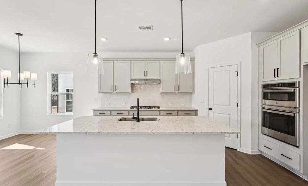 Kitchen featuring Artisan Collection Finishes