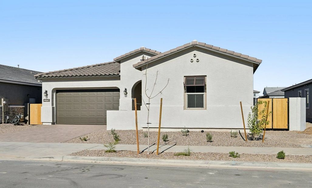 22704 E Stirrup St (Jade)