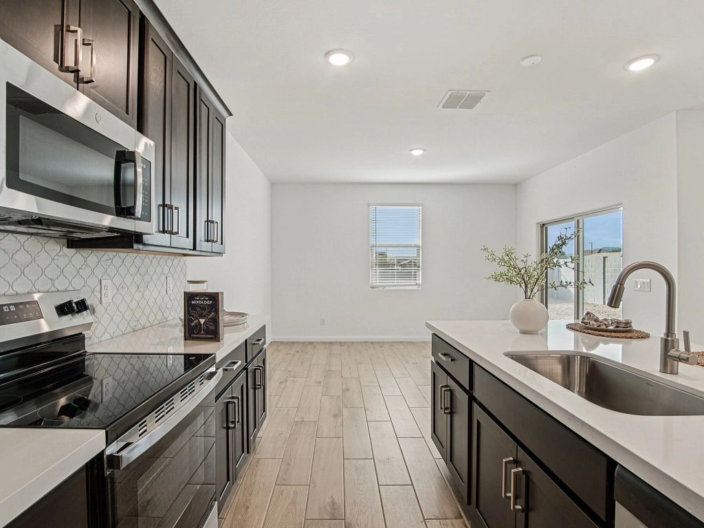 22270 North Austin Ranch Drive. Surprise, AZ 85387