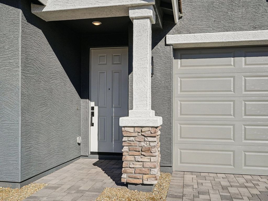 9812 56Th Ln. Laveen, AZ 85339