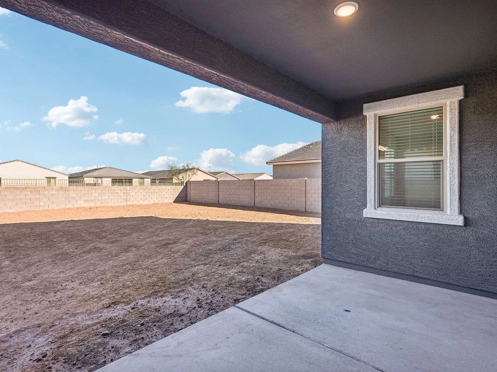 24091 West Kowalsky Lane. Buckeye, AZ 85326