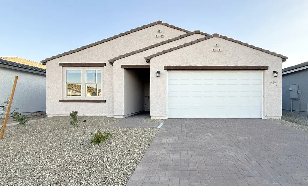 9537 W Tamarisk Ave (Lavender)