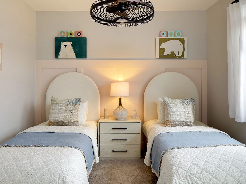 Aloravita - Larkspur Interior Image 10