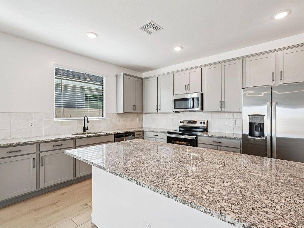 Amarillo Creek - Lilac Interior Image 7