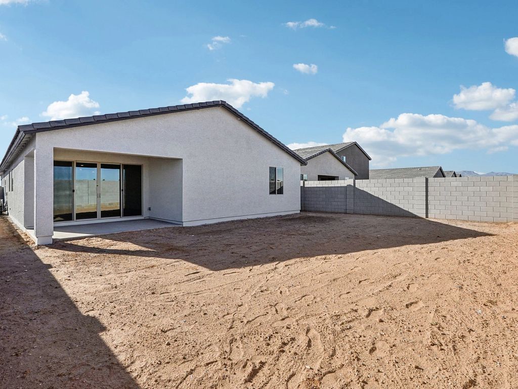 Amarillo Creek - Lilac Interior Image 12