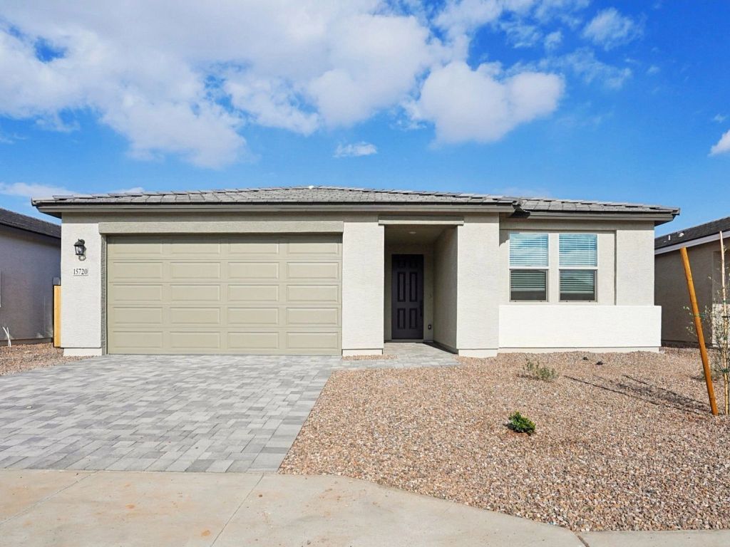 Lavender - Stonebridge Manor: Waddell, Arizona - Ashton Woods