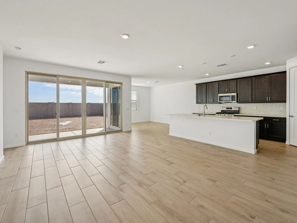 Wales Ranch - Violet Interior Image 3