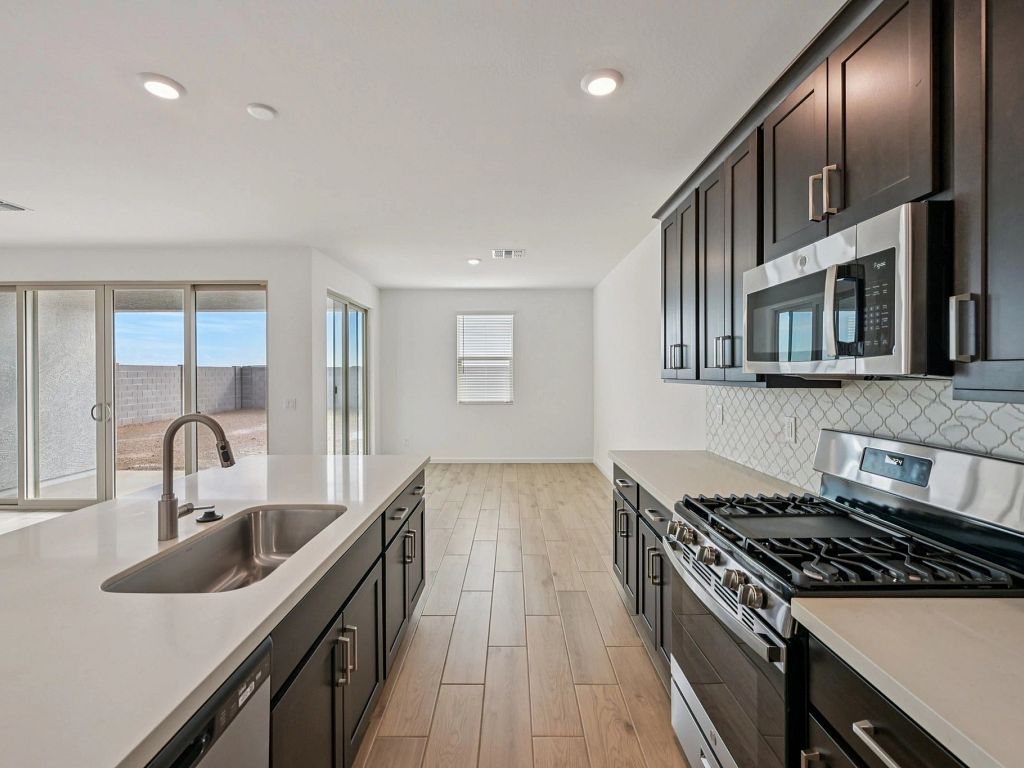 Wales Ranch - Violet Interior Image 6