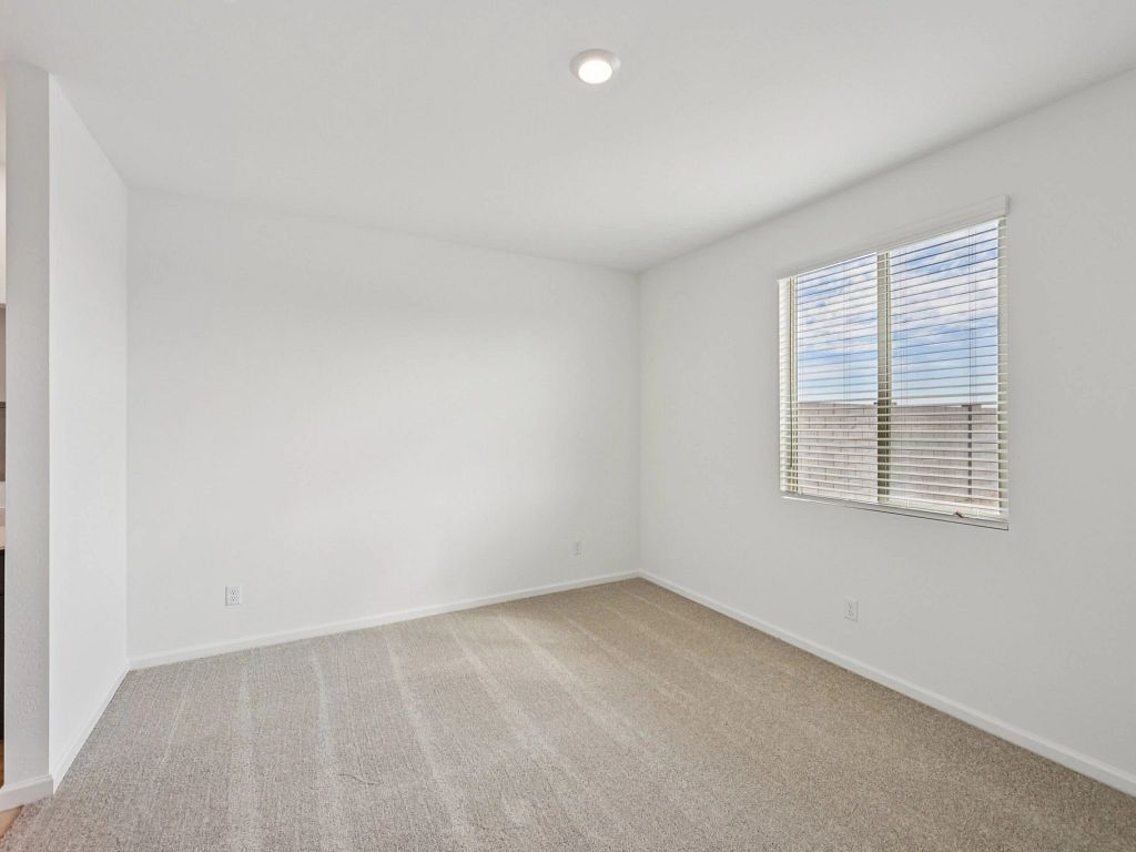 Wales Ranch - Violet Interior Image 9