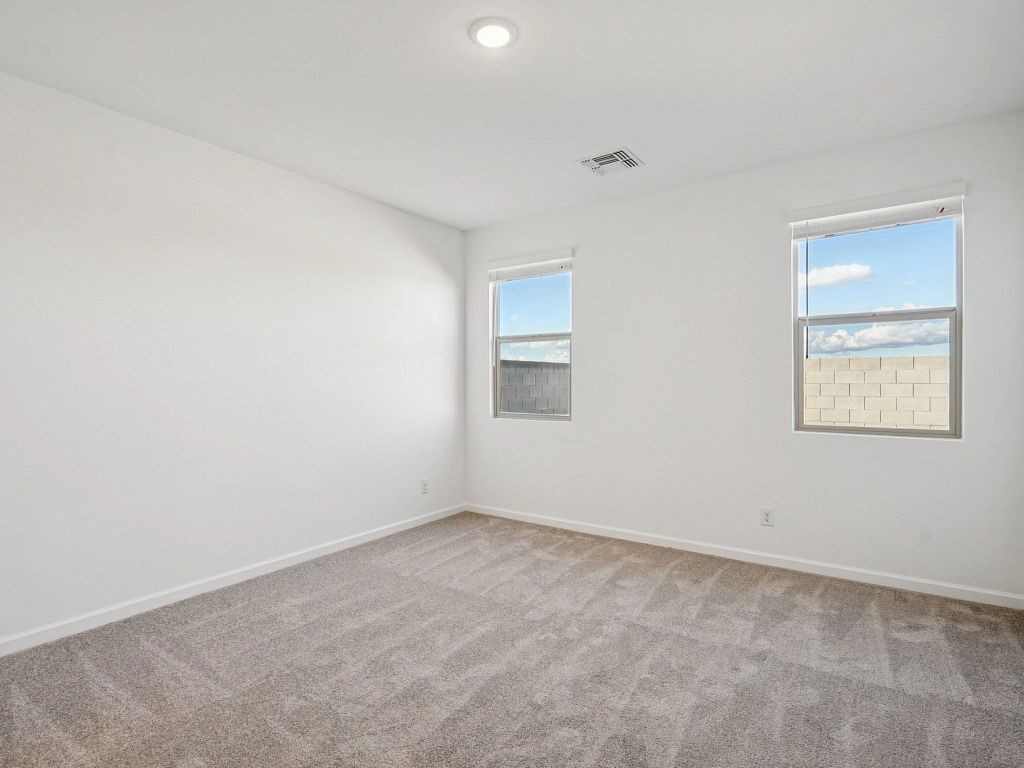 North Copper Canyon - Iris Interior Image 8