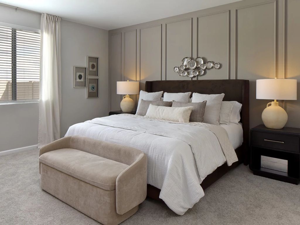 Estrella Crossing - Jade Interior Image 6