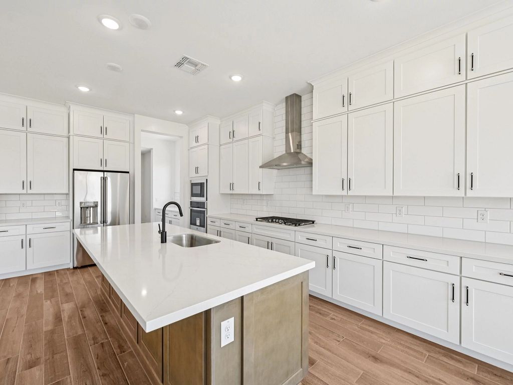 Madera - Aspen Interior Image 4
