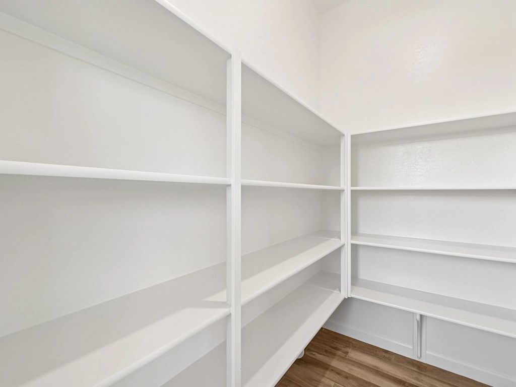 Madera - Aspen Interior Image 9