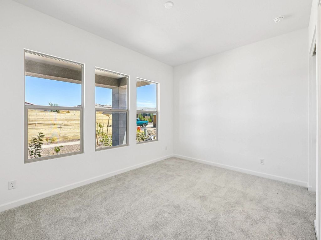 Madera - Aspen Interior Image 12
