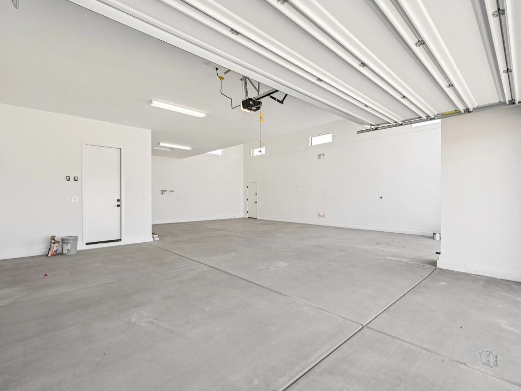 Madera - Aspen Interior Image 22