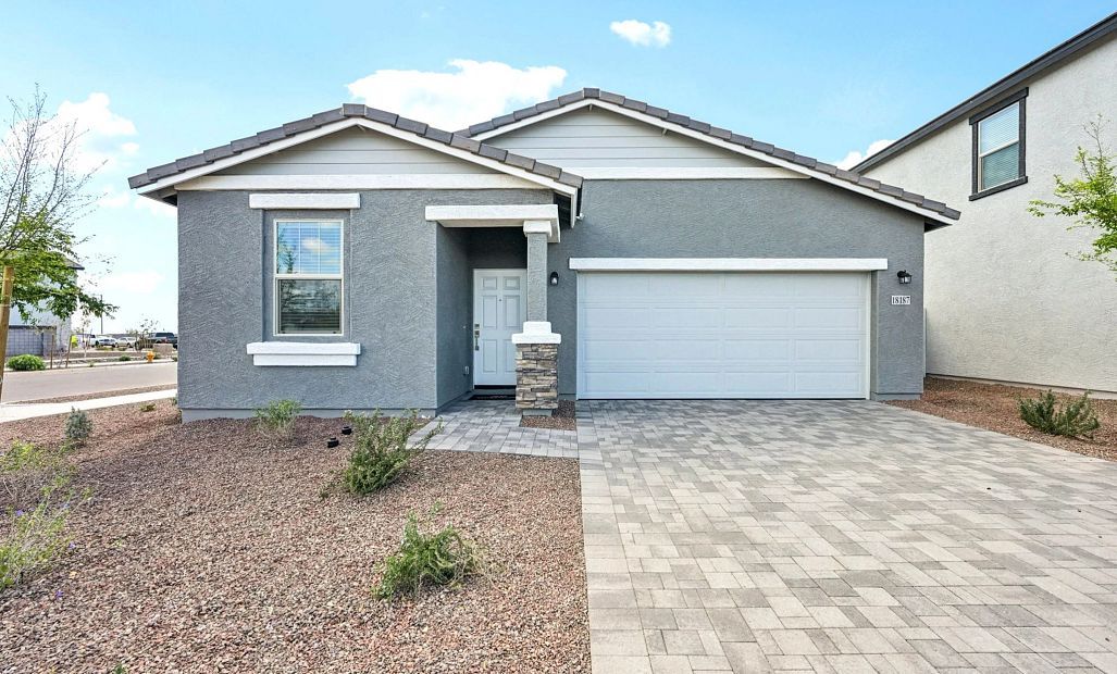 18187 W La Senda Dr (Jasmine)