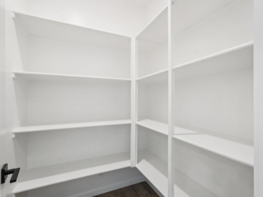 Estrella Crossing - Opal RV Garage Interior Image 10