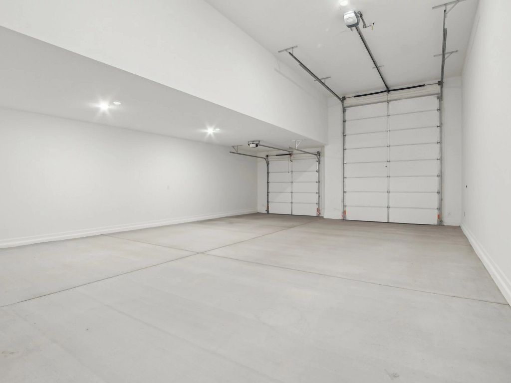 Estrella Crossing - Ruby RV Interior Image 13