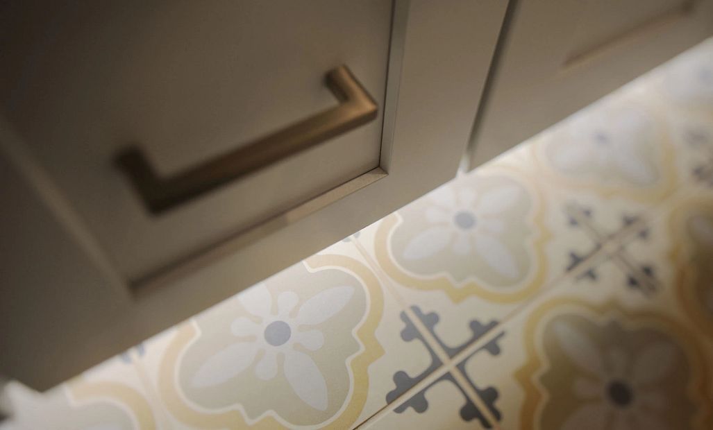 Secondary Bathroom Finishes