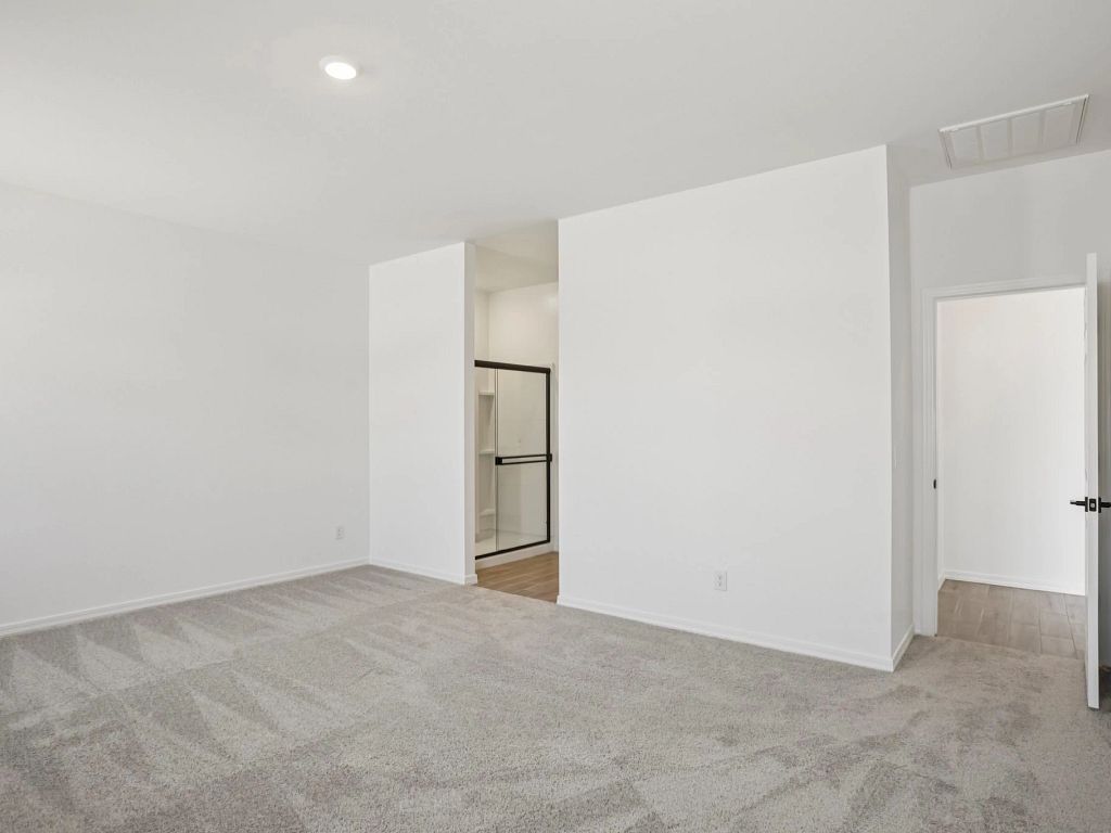 Amarillo Creek - Poppy Interior Image 9
