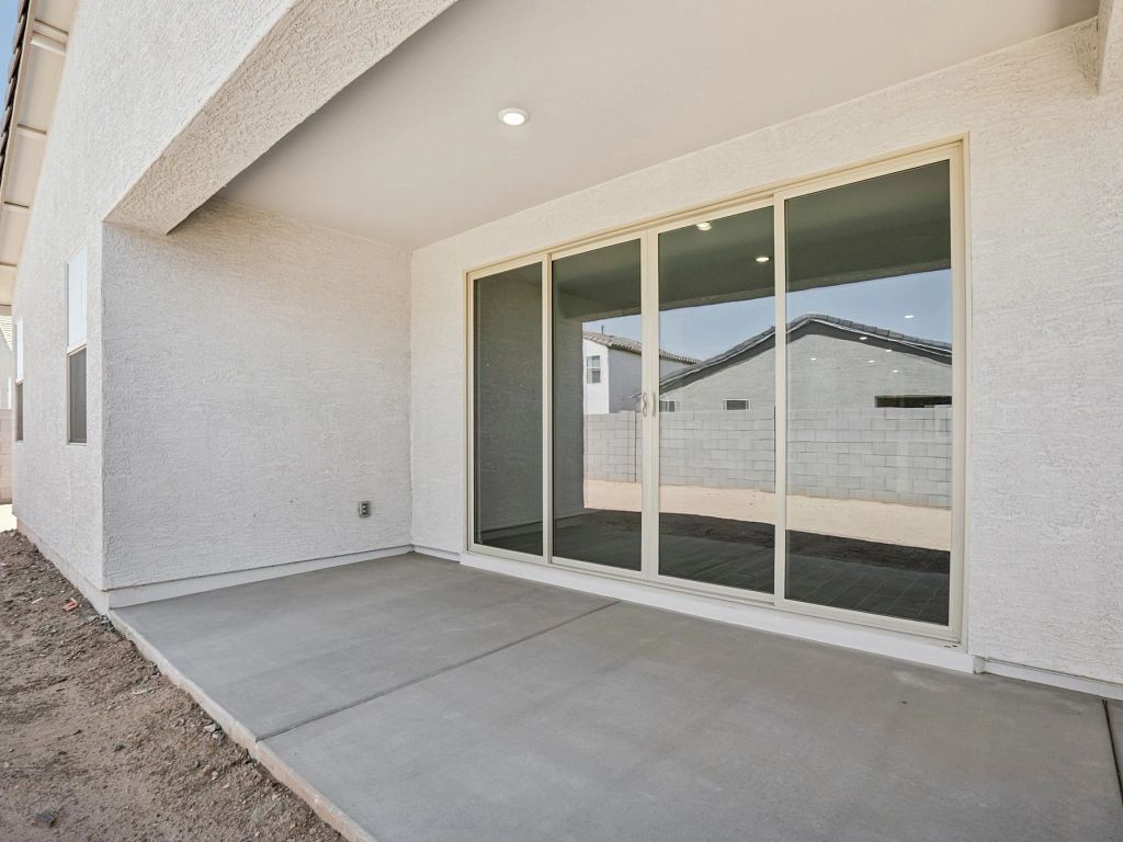 Amarillo Creek - Poppy Interior Image 15