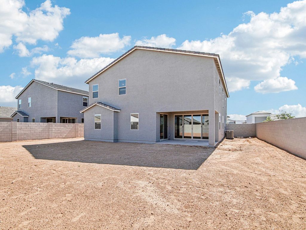 Stonebridge Manor - Emerald Interior Image 15