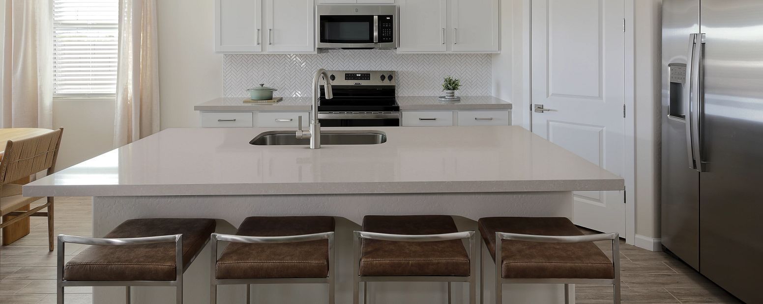 casa en North Copper Canyon por Ashton Woods