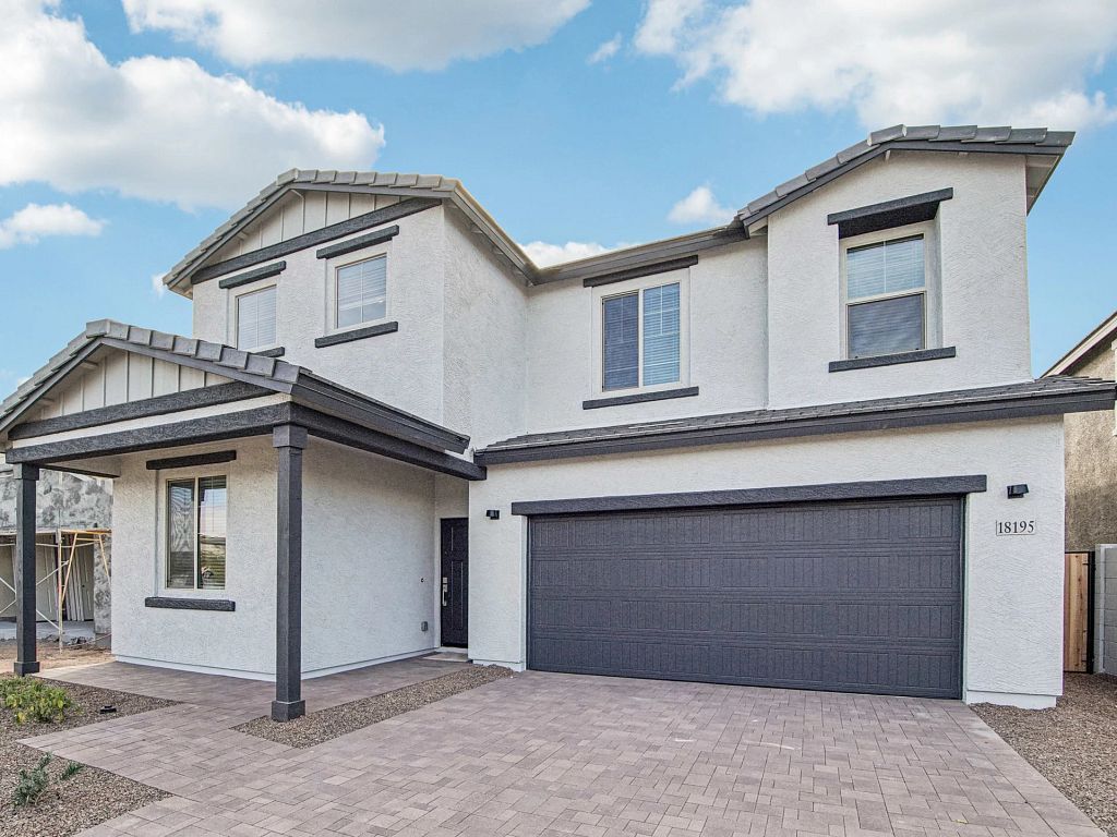 4729 West Donner Drive. Laveen, AZ 85339