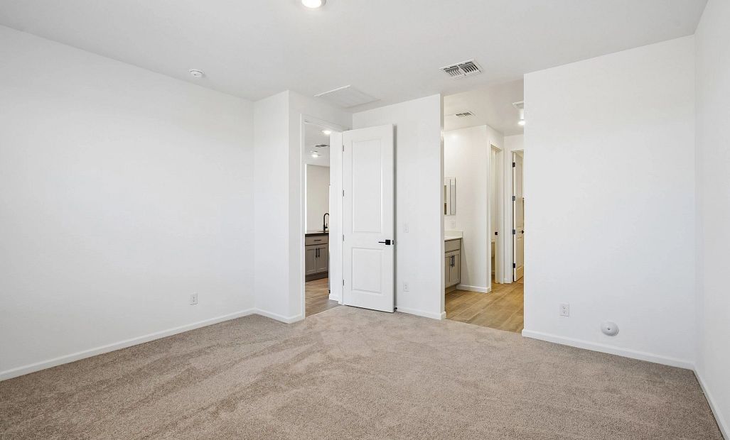 Primary suite