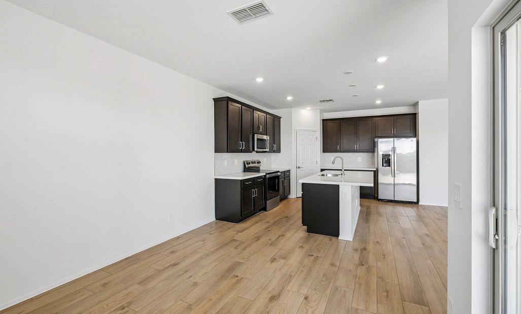 Dining into kitchen