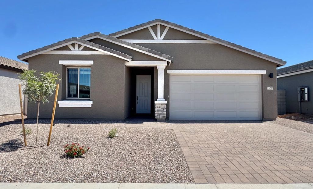 Larkspur - Stonebridge Manor: Waddell, Arizona - Ashton Woods
