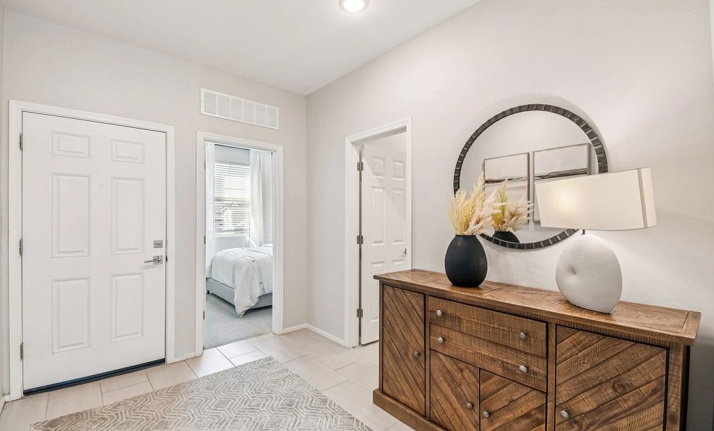 The Poppy Homeplan - Entry