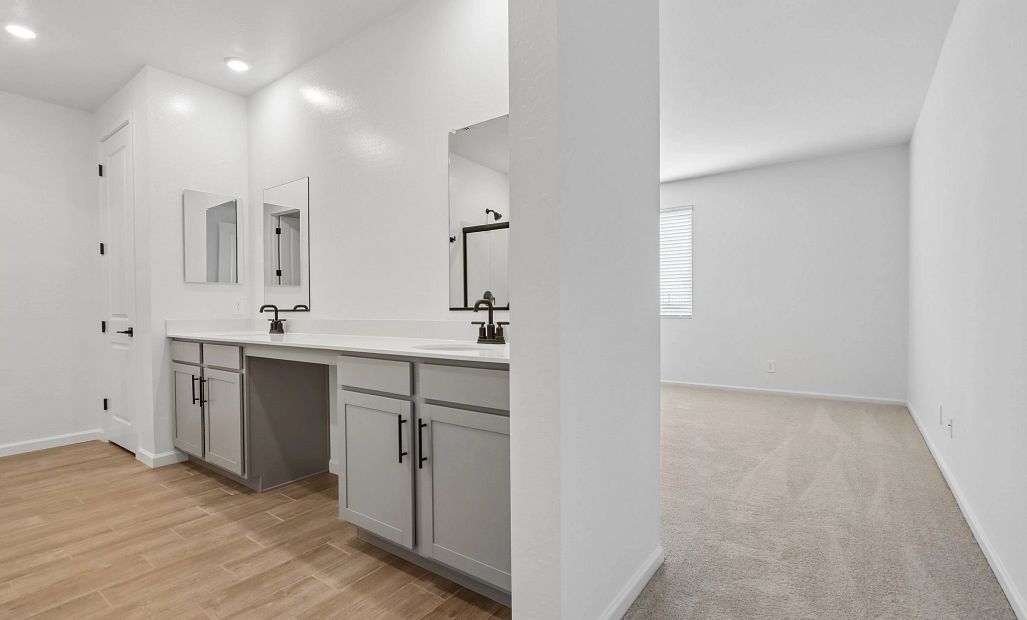 Primary suite