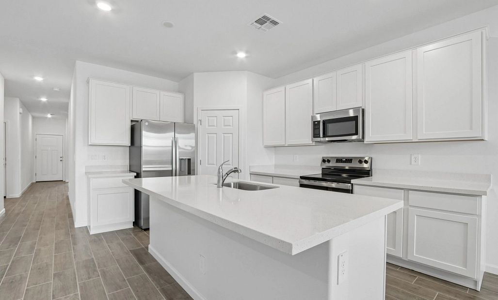 Kitchen. Representative images and renderings are for illustrative purposes. Actual structural