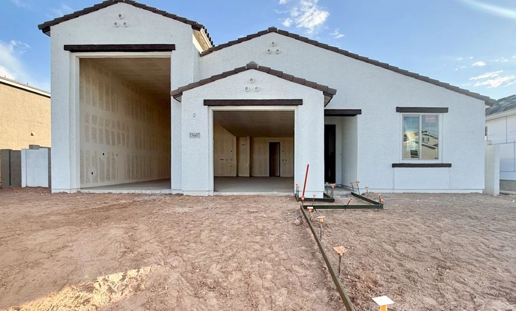 Opal RV Garage - Stonebridge Manor: Waddell, Arizona - Ashton Woods