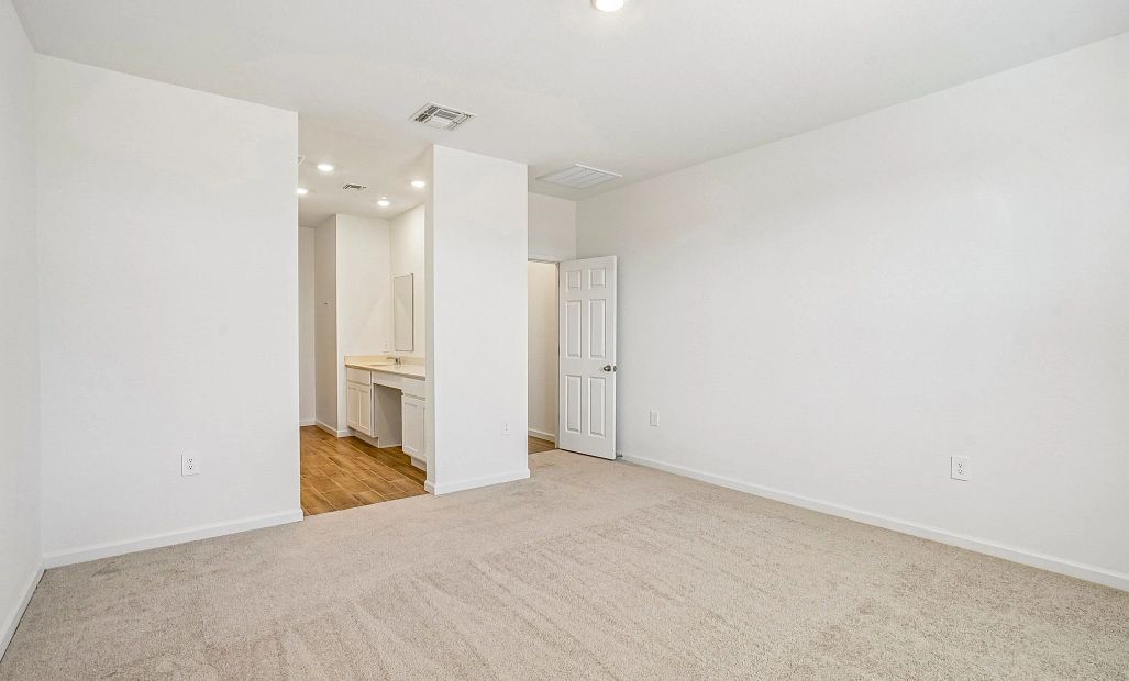 Primary suite