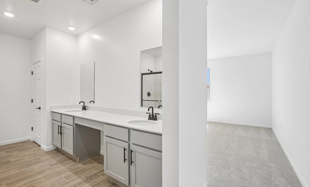 Primary suite