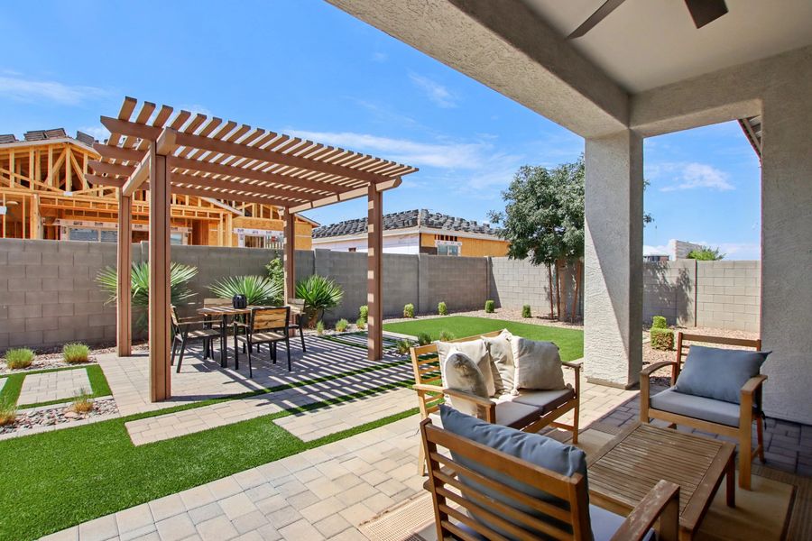 6036 S Chatham (Topaz)