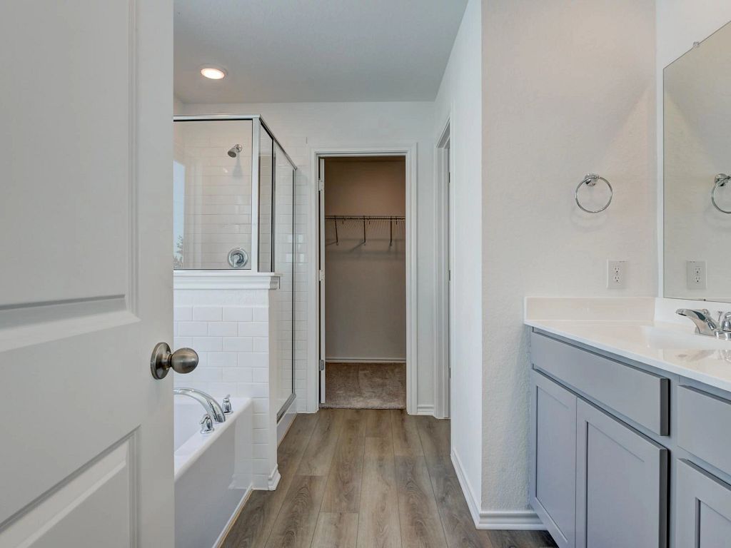 Hennersby Hollow - Dunlap Interior Image 10
