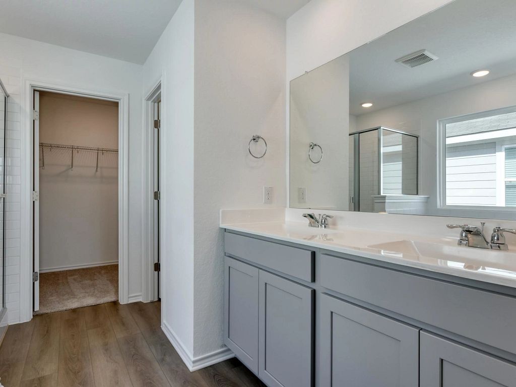 Hennersby Hollow - Dunlap Interior Image 11