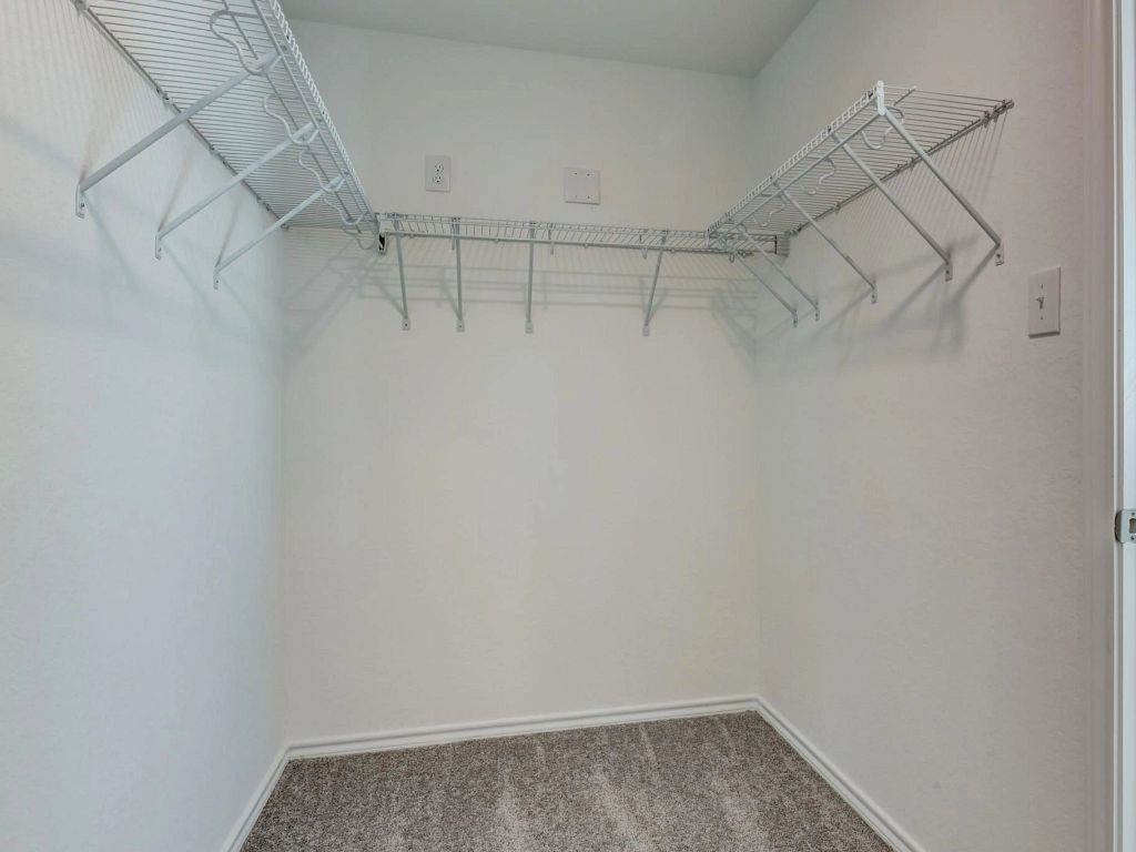 Hennersby Hollow - Dunlap Interior Image 12