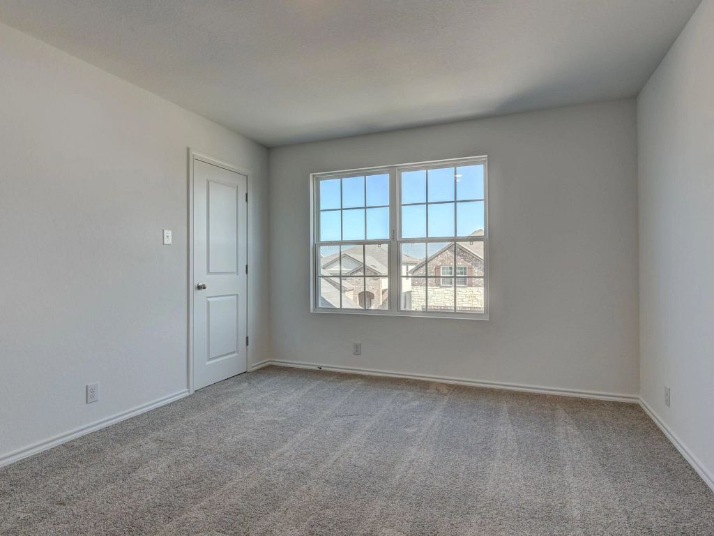 Hennersby Hollow - Dunlap Interior Image 14