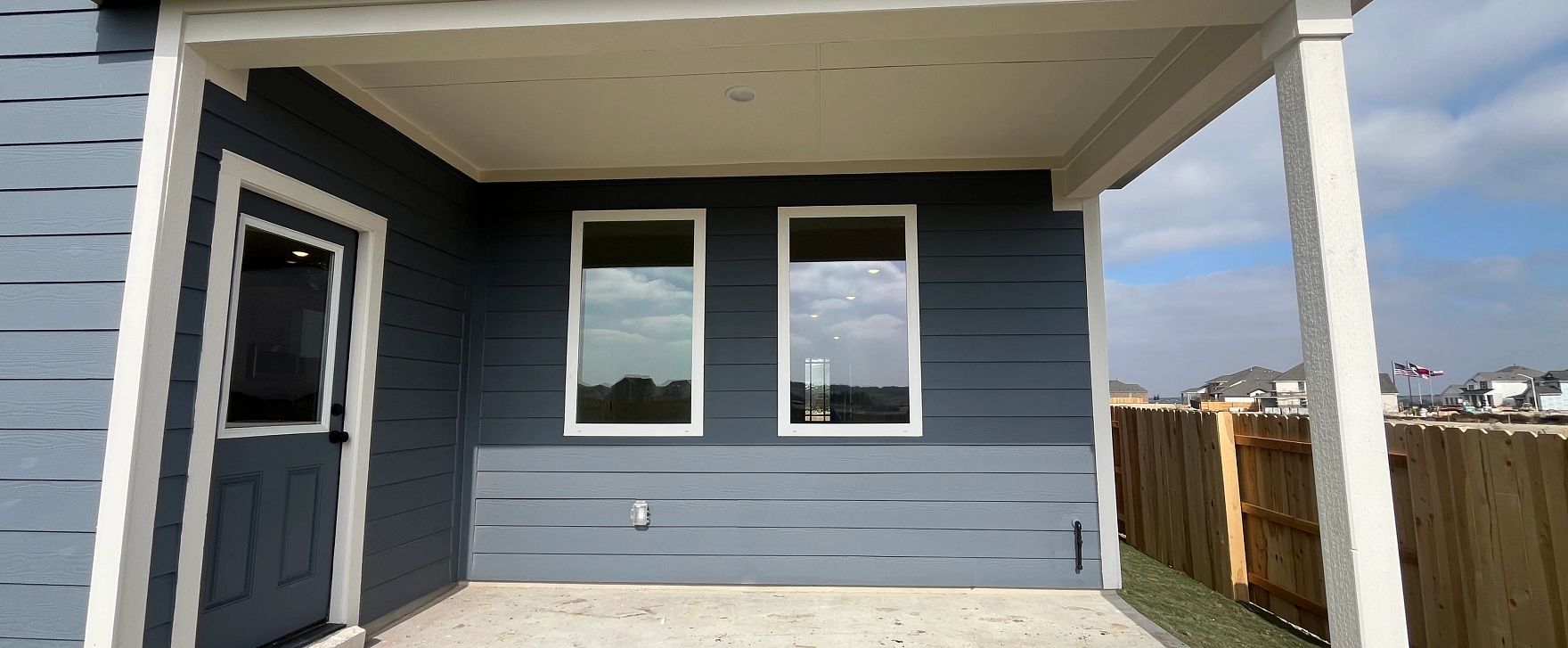 124 Clover Bend (Conroe)