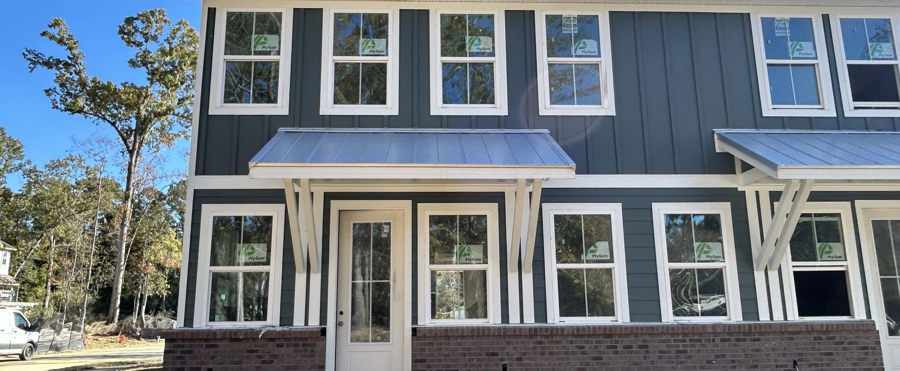 451 Martins Creek Blvd (Trolley)