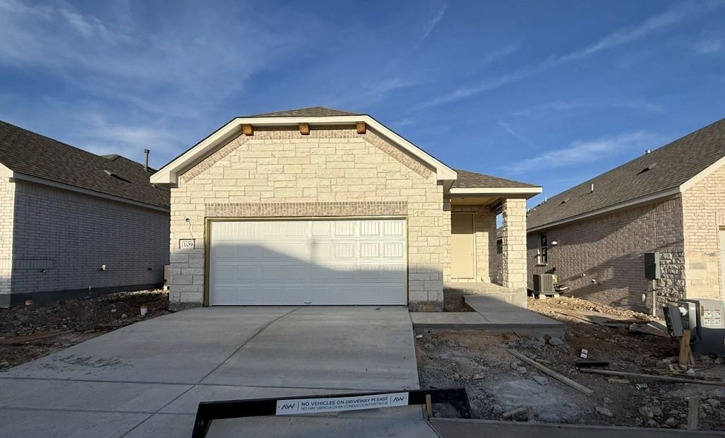 109 Knockout Rose Drive