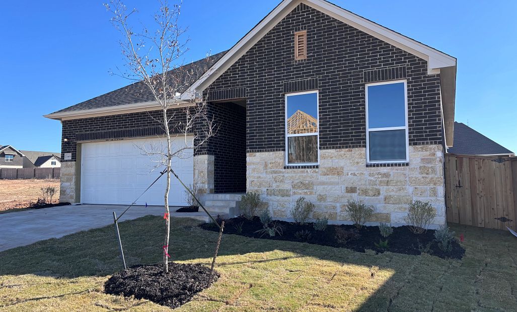 145 Coleto Trail (Manchester II)