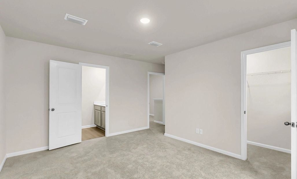 453 Martins Creek Blvd (Trolley)