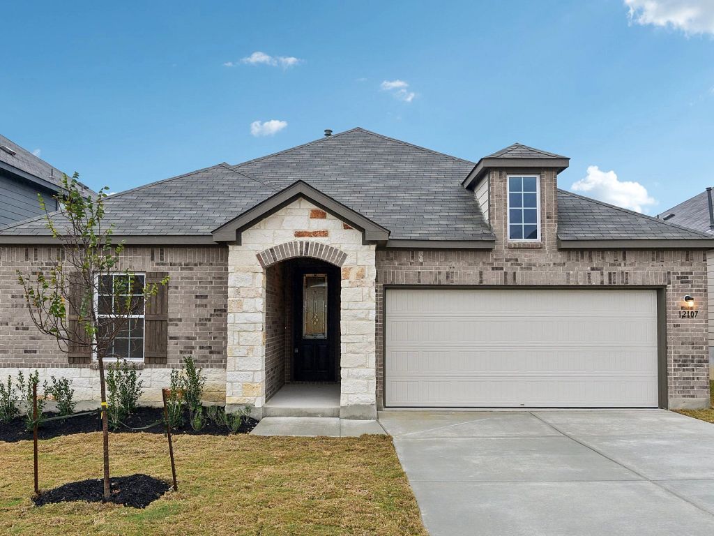 Makenzie - Cordova Trails: Seguin, Texas - Ashton Woods